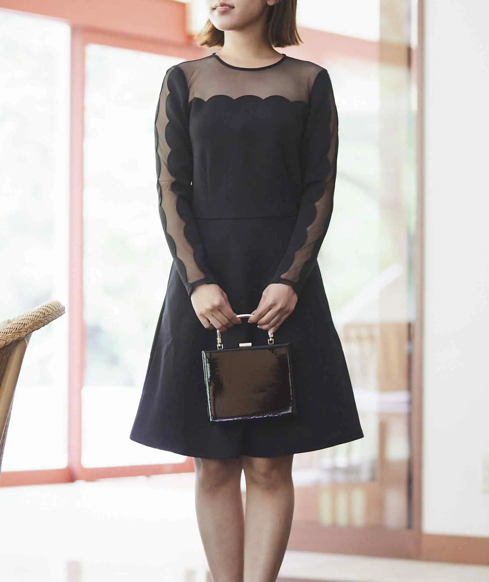 ラウンドデザインショートドレス―ブラック-ブラック-S