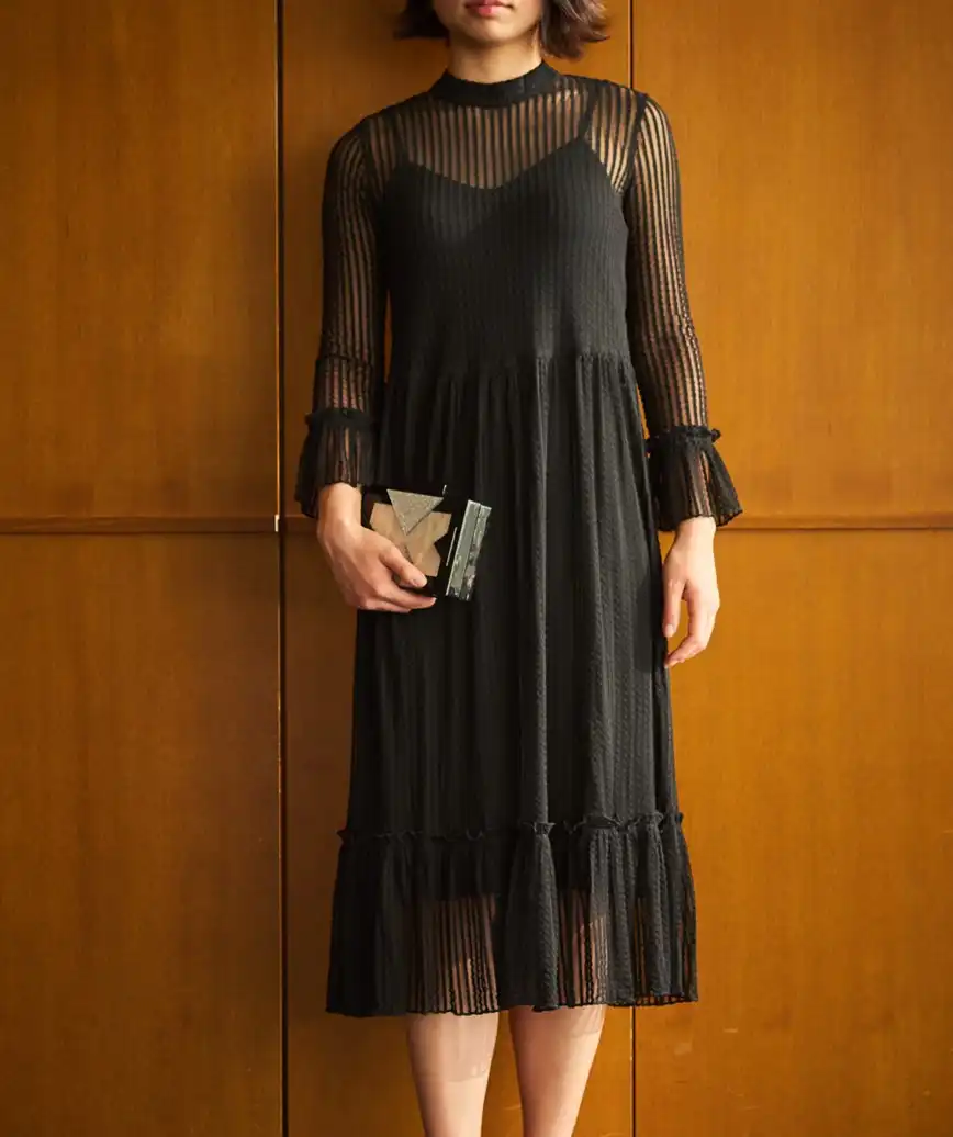 ハイネックストライプフリルミディアムドレス―ブラック-M
