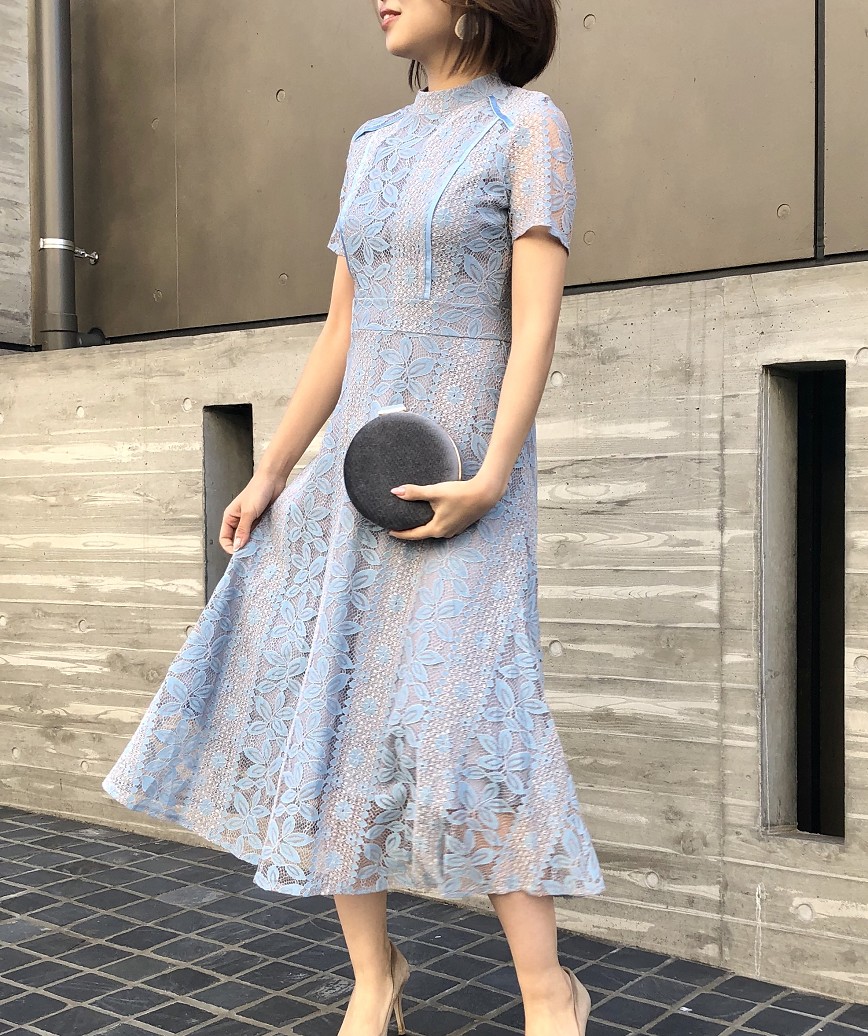 ハイネックデザインショートスリーブレースミディアムドレス-ブルー-M