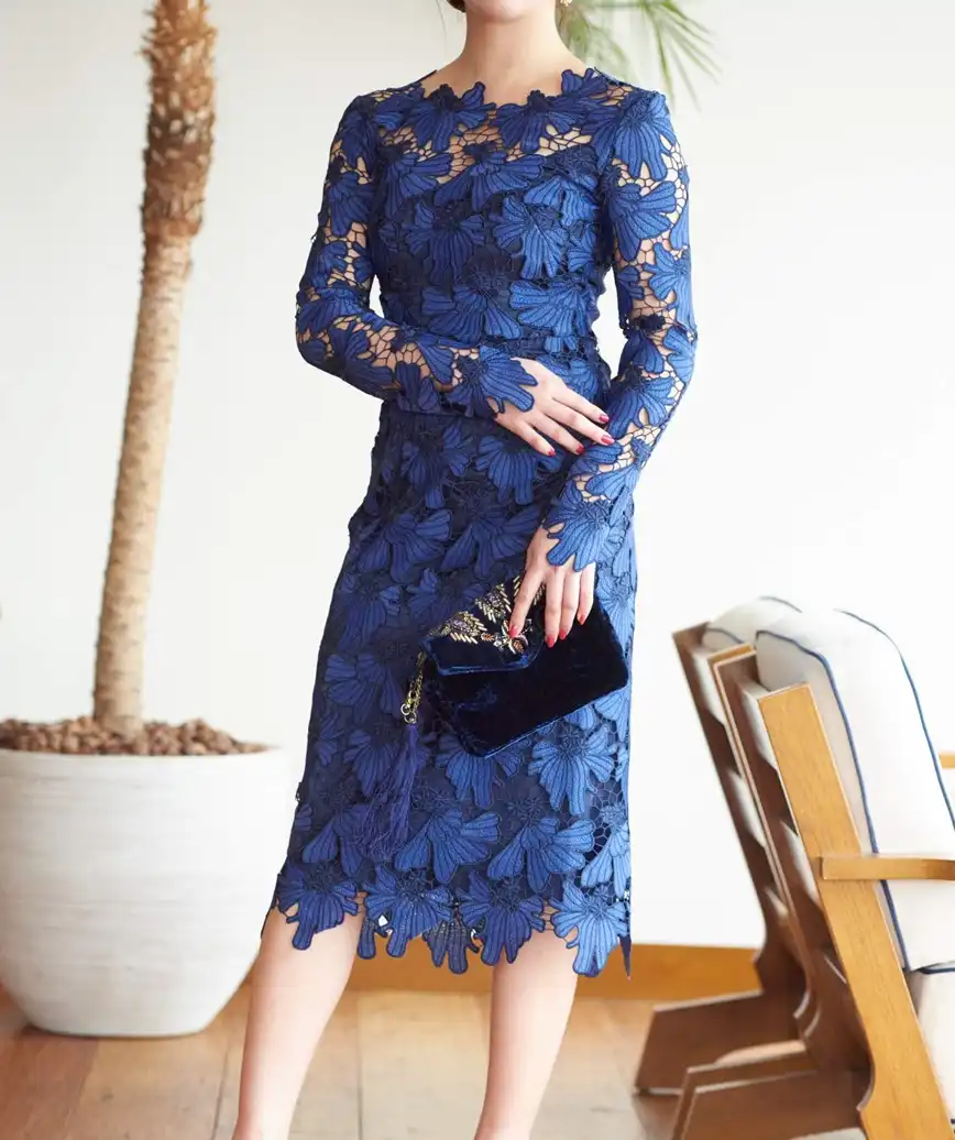 フルスリーブ総レースタイトドレス―ブルー-M