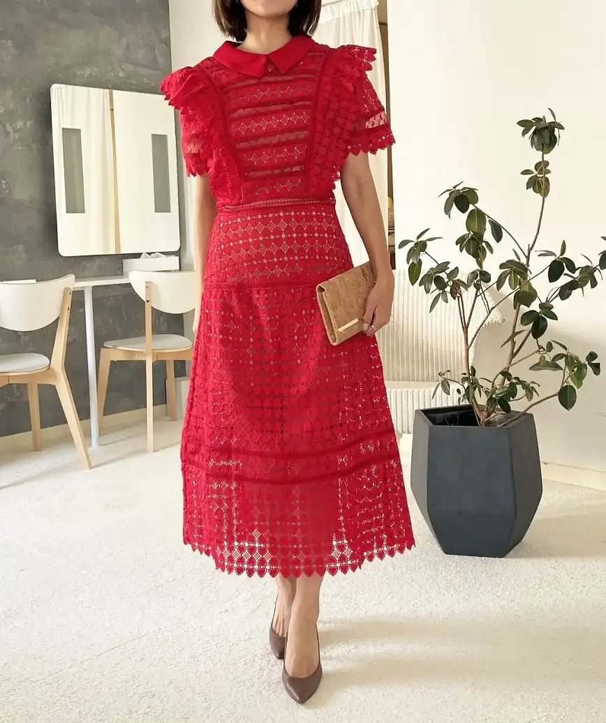 着用サイズ：S ／ 着用者：154cm(普段着ている服のサイズ：XS) ／ ヒールの高さ：8cm