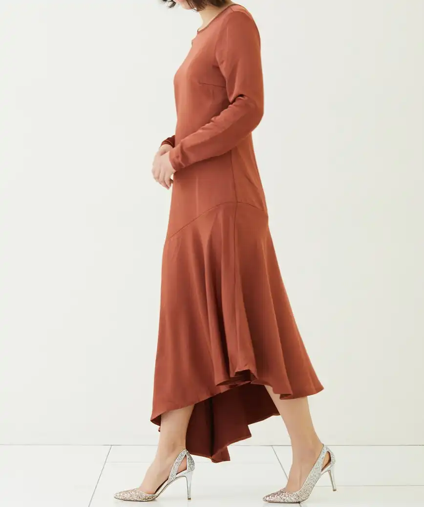 シャイニーカットラインアシンメトリーロングドレス―ブラウン-L