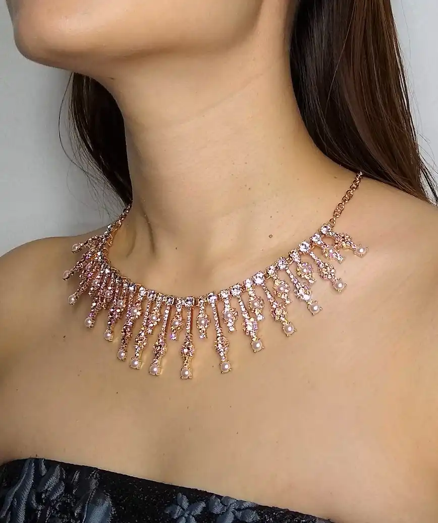 RADIAL PEARL NECKLACE